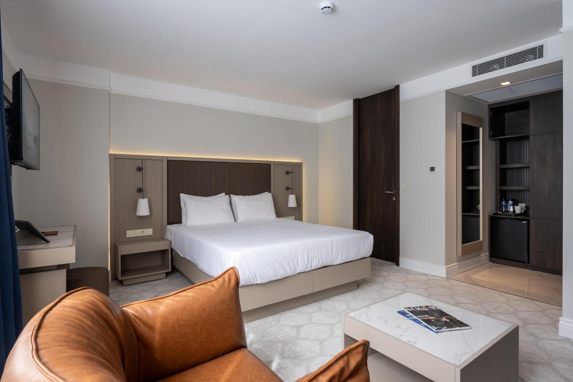 Hotel Noble Pangalti Provincia di Provincia di Istanbul Esterno foto