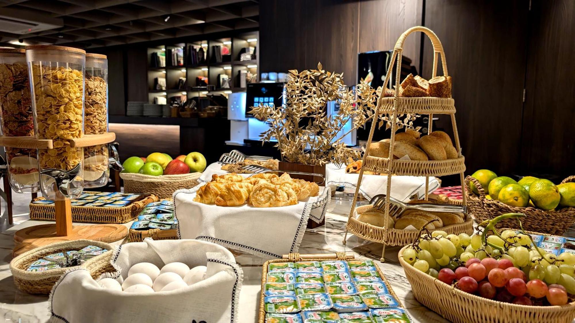 Hotel Noble Pangalti Provincia di Provincia di Istanbul Esterno foto